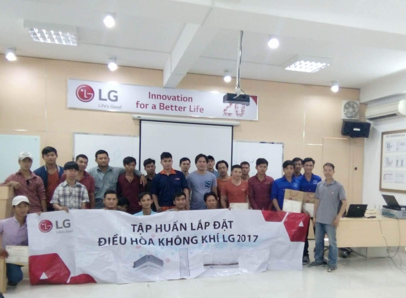 TRAINING LG 2017